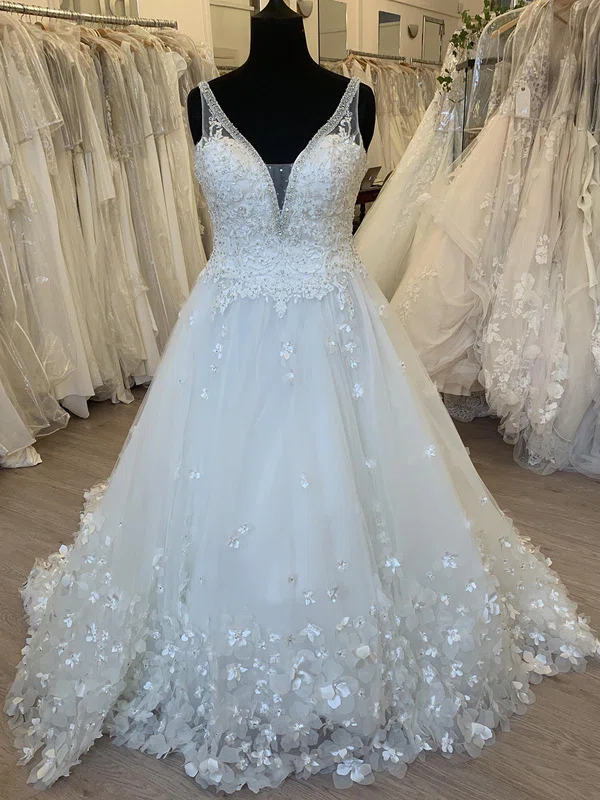 Ball Gown/Princess V-neck Tulle Sweep Train Wedding Dress With Flower(s) #UKM00028306