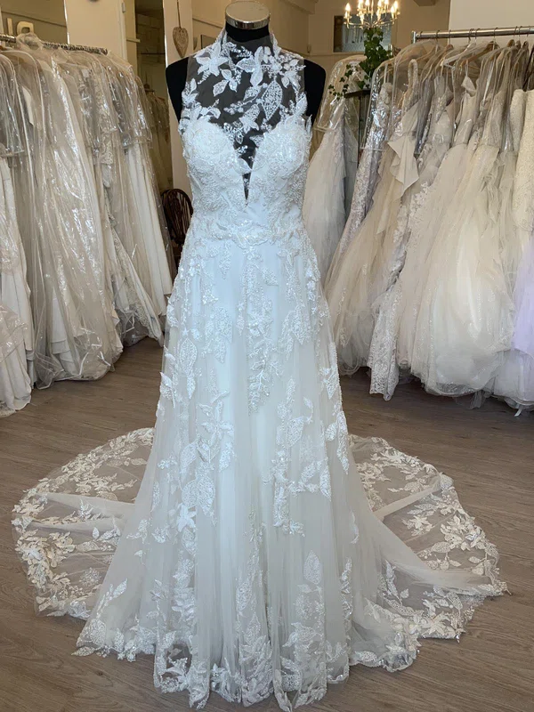 Ball Gown/Princess High Neck Tulle Court Train Wedding Dress With Appliques Lace #UKM00028375