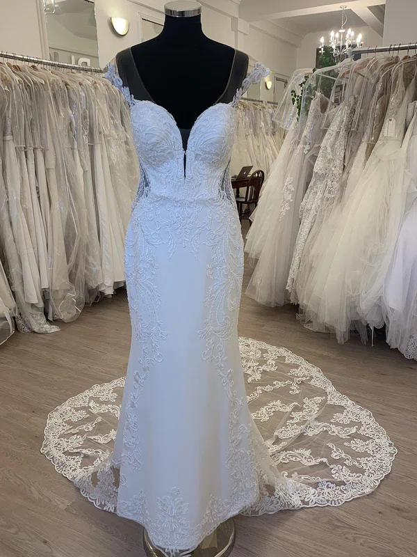 Sheath/Column V-neck Tulle Court Train Wedding Dress With Appliques Lace #UKM00028408