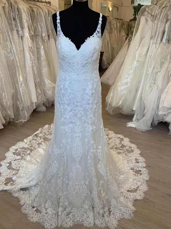 Sheath/Column V-neck Tulle Lace Court Train Wedding Dress With Appliques Lace #UKM00028414