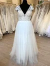 Ball Gown/Princess V-neck Tulle Sweep Train Wedding Dress With Appliques Lace #UKM00028434
