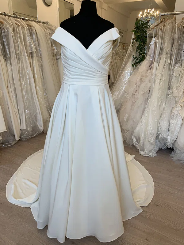 Ball Gown/Princess Off-the-shoulder Chiffon Court Train Wedding Dress With Ruched #UKM00028576