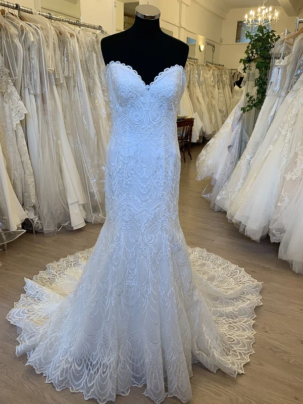 Trumpet/Mermaid Sweetheart Lace Court Train Wedding Dress #UKM00028608