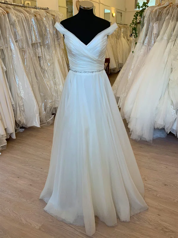 Ball Gown/Princess Off-the-shoulder Organza Floor-length Wedding Dress With Beading #UKM00028614