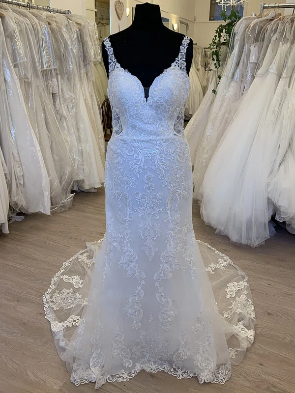 Sheath/Column Sweetheart Tulle Sweep Train Wedding Dress With Appliques Lace #UKM00028615
