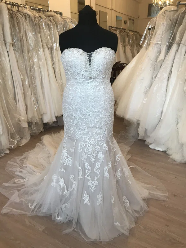 Trumpet/Mermaid Sweetheart Tulle Court Train Wedding Dress With Beading #UKM00028646