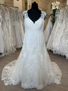 Trumpet/Mermaid V-neck Tulle Lace Sweep Train Wedding Dress With Appliques Lace #UKM00028648