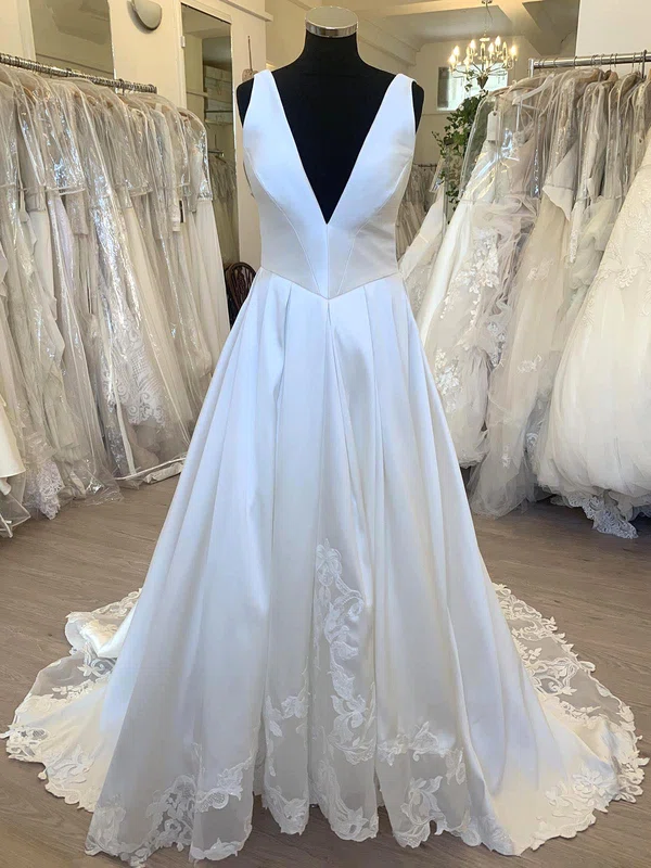 Ball Gown/Princess V-neck Satin Sweep Train Wedding Dress With Appliques Lace #UKM00028771