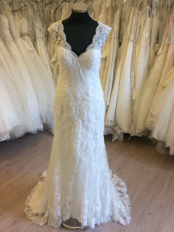 Sheath/Column V-neck Lace Tulle Sweep Train Wedding Dress With Appliques Lace #UKM00028815