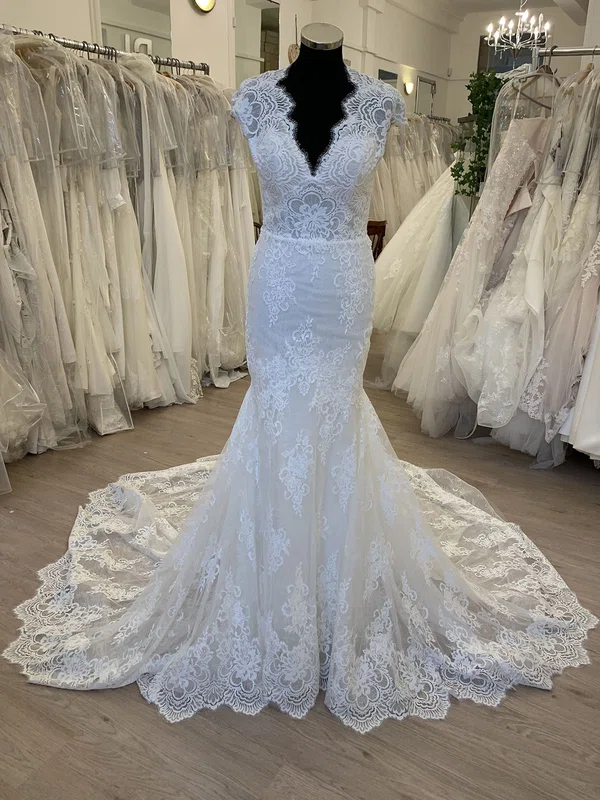 Trumpet/Mermaid V-neck Lace Court Train Wedding Dress #UKM00028887