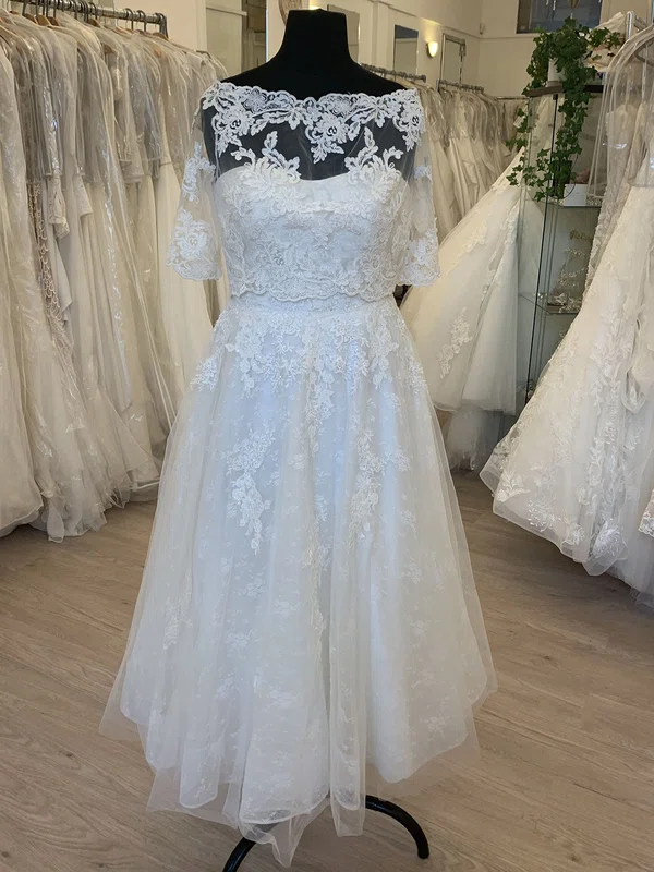 Ball Gown/Princess Illusion Lace Tulle Tea-length Wedding Dress With Appliques Lace #UKM00028897
