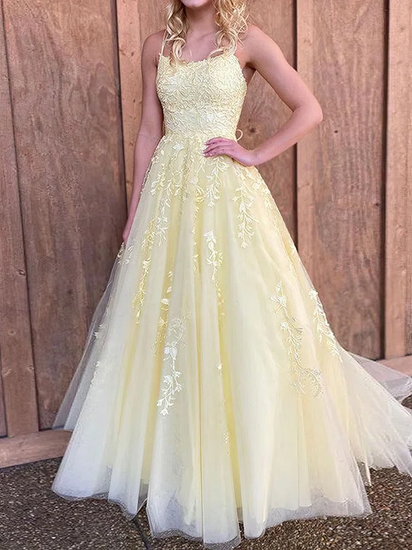 Ball Gown Scoop Neck Tulle Prom Dresses With Appliques #UKM020124336