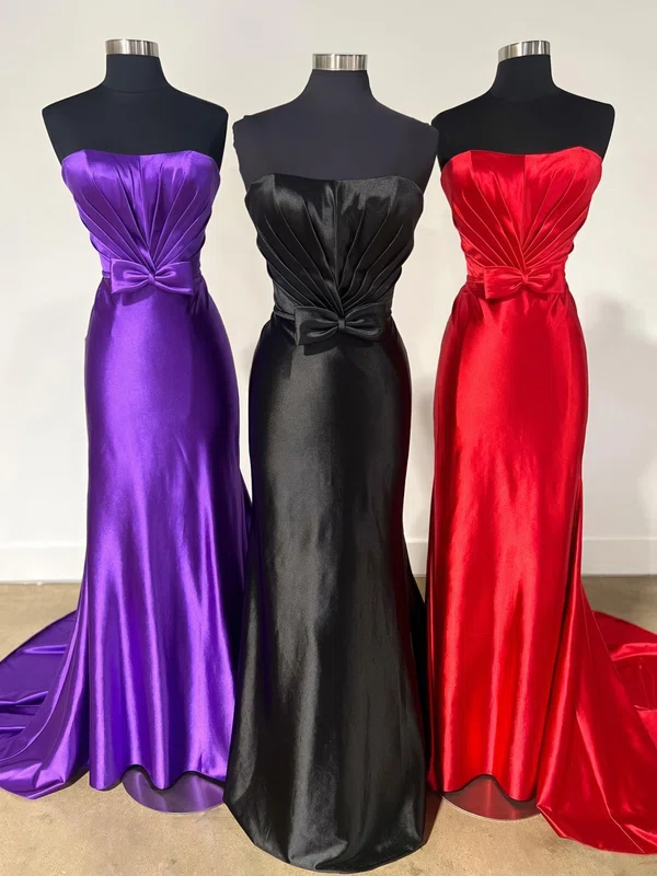 Sheath/Column Strapless Ruched Satin Prom Dresses With Bow #UKM020125300
