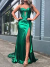 Sheath/Column Strapless Metallic Prom Dresses With Ruched #UKM020125329