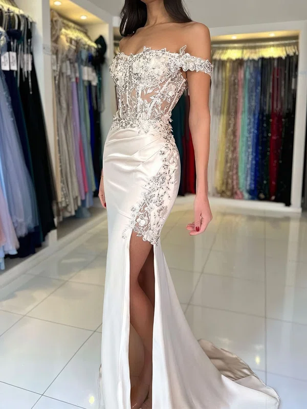 Sheath/Column Off-the-shoulder Satin Prom Dresses With Appliques #UKM020125579