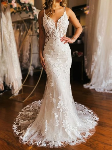 Trumpet/Mermaid V-neck Lace Tulle Sweep Train Wedding Dresses With Appliques Lace #UKM00029035