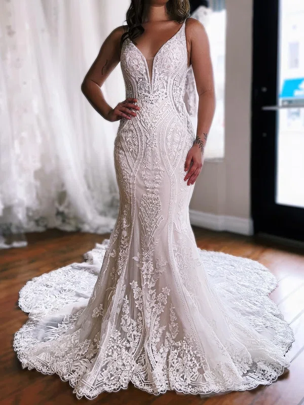 Trumpet/Mermaid V-neck Lace Tulle Sweep Train Wedding Dresses With Appliques Lace #UKM00029045