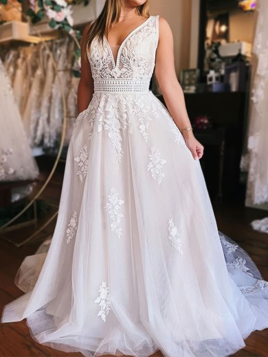 Ball Gown/Princess V-neck Glitter Sweep Train Wedding Dresses With Appliques Lace #UKM00029049