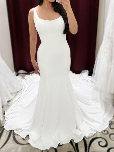 Trumpet/Mermaid Scoop Neck Chiffon Court Train Wedding Dresses #UKM00029054