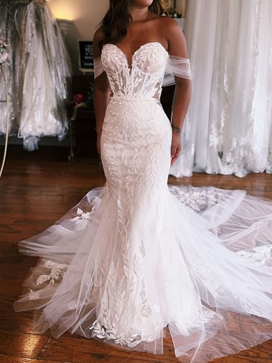 Trumpet/Mermaid Off-the-shoulder Tulle Sweep Train Wedding Dresses With Appliques Lace #UKM00029082