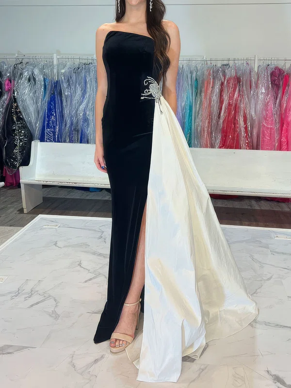 Sheath/Column Strapless Velvet Satin Prom Dresses With Beading #UKM020125112