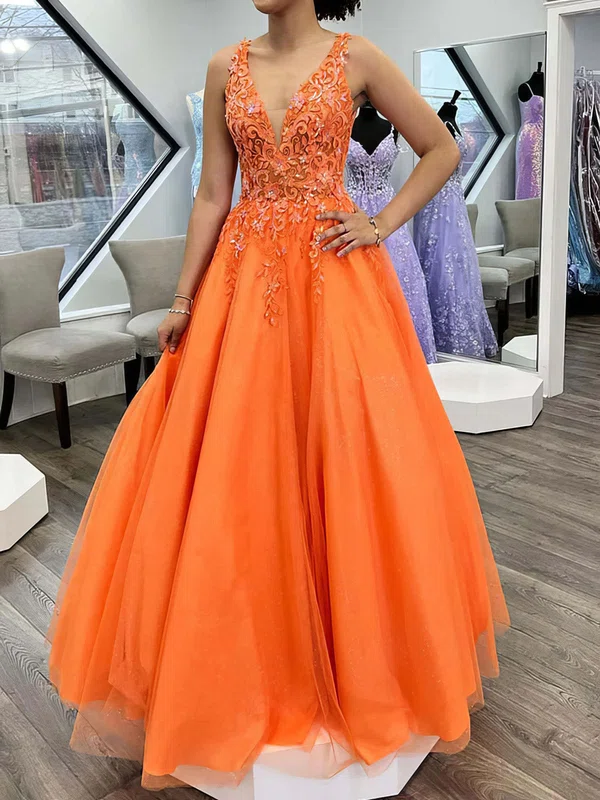 Ball Gown V-neck Tulle Prom Dresses With Appliques #UKM020124923