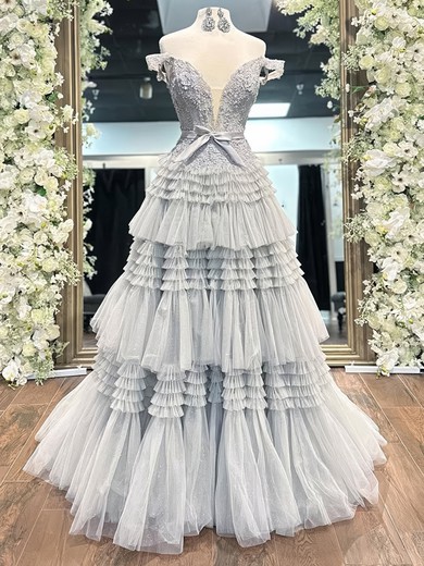 Ball Gown Off-the-shoulder Tulle Tiered Prom Dresses With Appliques #UKM020126267