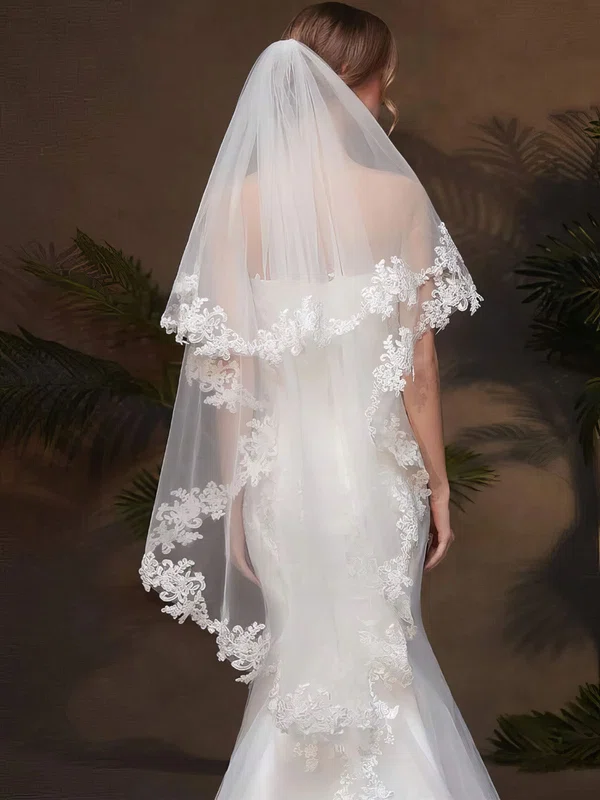 Fingertip Bridal Veils Two-tier Lace Applique Edge #UKM03010280