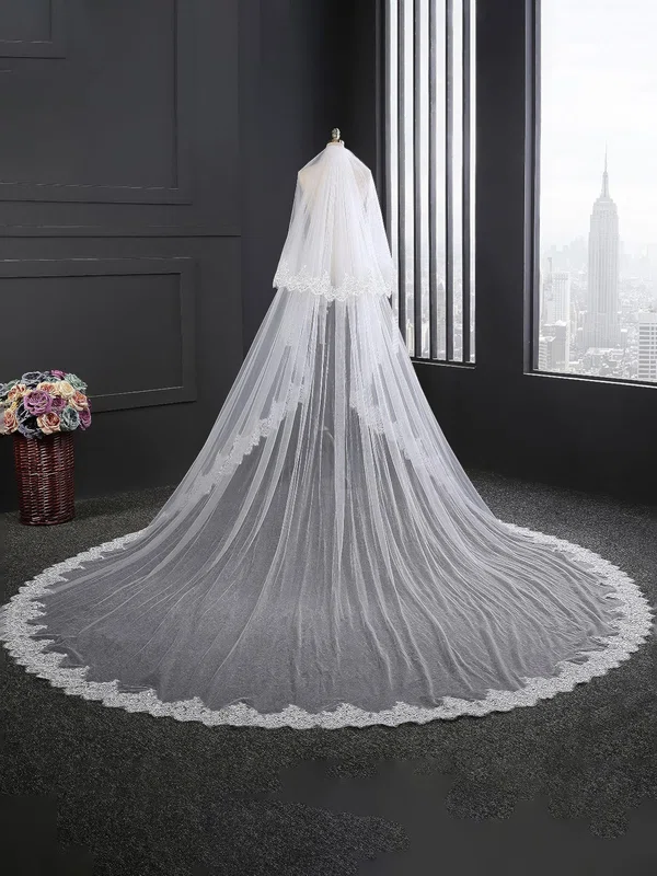 Cathedral Bridal Veils One-tier Lace Applique Edge #UKM03010325