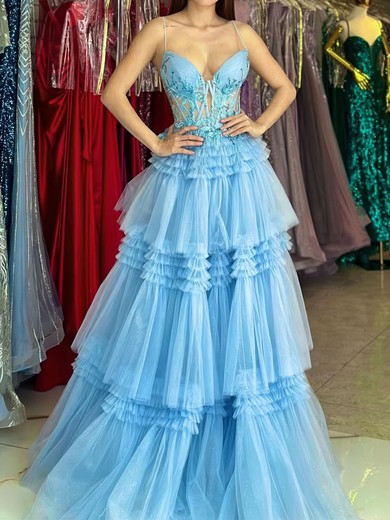Ball Gown V-neck Tulle Tiered Prom Dresses With Appliques #UKM020126338