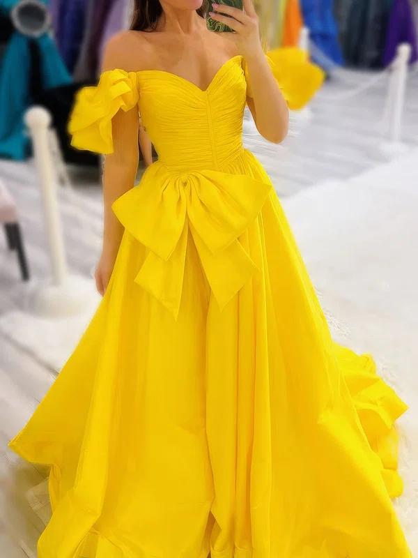 Ball Gown Off-the-shoulder Satin Prom Dresses With Ruched #UKM020126938
