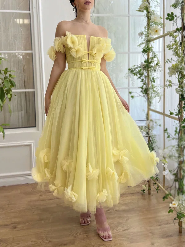 Ball Gown Off-the-shoulder Tulle 3D Floral Prom Dresses With Ruched #UKM020126963