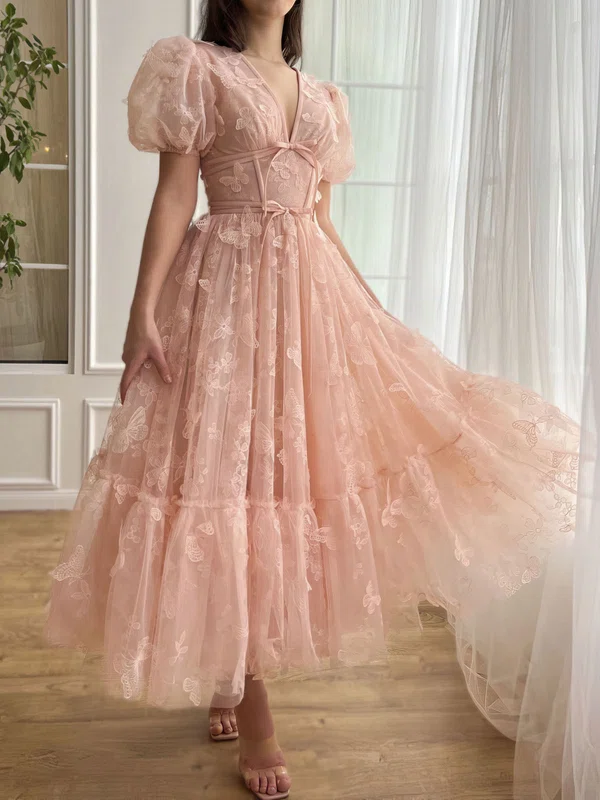 Ball Gown V-neck Tulle Puff Sleeve Floral Prom Dresses With Butterfly #UKM020126967