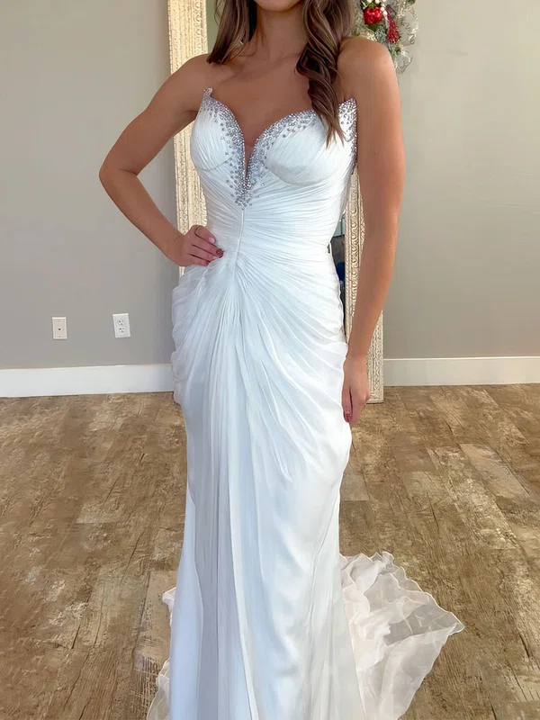 Sheath/Column V-neck Chiffon Strapless Prom Dresses With Ruched #UKM020127103