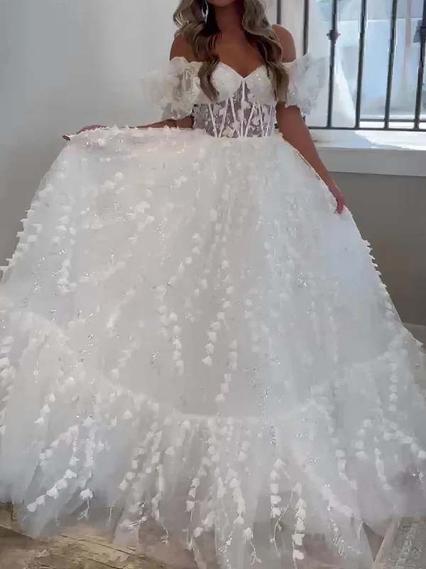 Ball Gown Off-the-shoulder Tulle 3D Floral Prom Dresses With Puff Sleeve #UKM020127137