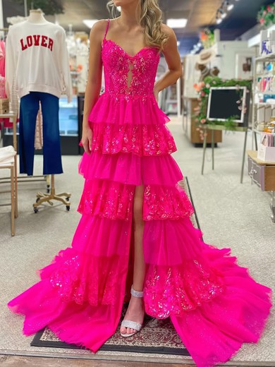 Ball Gown V-neck Tulle Tiered Prom Dresses With Appliques #UKM020127220