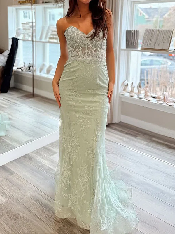 Sheath/Column Strapless Lace Prom Dresses With Appliques #UKM020127495