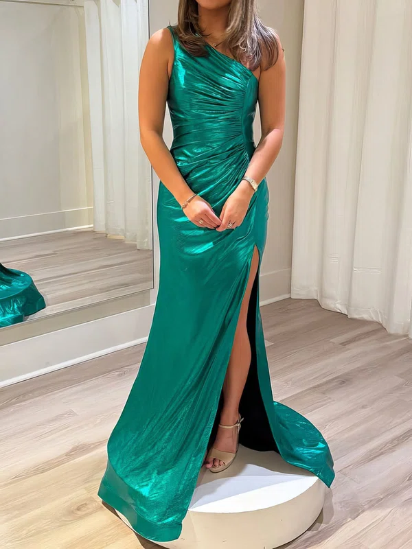 Sheath/Column One Shoulder Metallic Prom Dresses With Ruched #UKM020127801